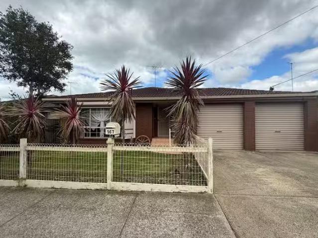 Rental! 4 BR 167 Plantation Road, Corio, VIC 3214 House for.