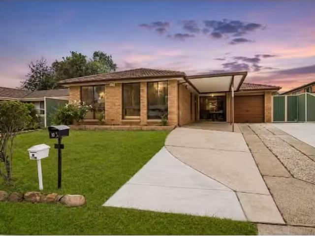 Just in! 4 BR 19 Allambie Road, Edensor Park House for rent L.