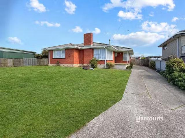 Cheap 4 BR 1 King Street, ULVERSTONE, TAS 7315 House for Rent