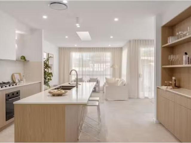 Cheap 4 BR 1A Bellambi Lane, Bellambi Townhouse for rent List.