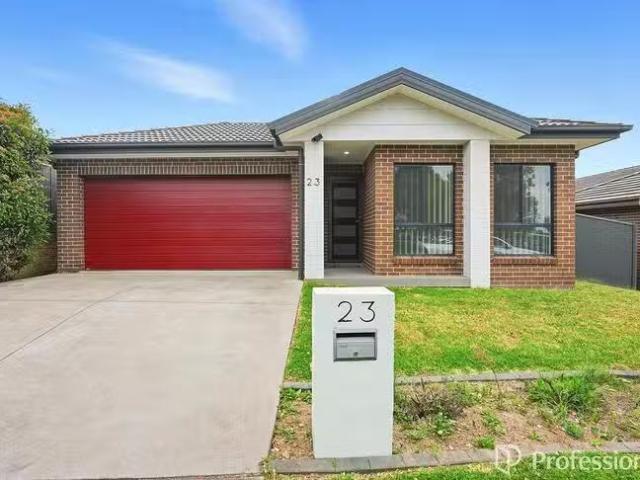 Charming 4 BR 23 Kenway Street, Oran Park, NSW 2570