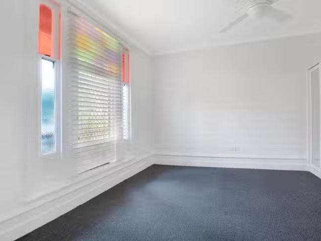Cheap 4 BR 21 Grove Street, Waratah, NSW 2298