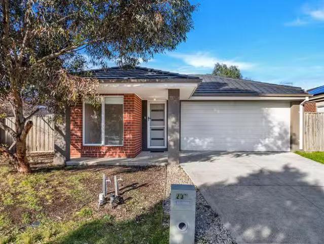 Cozy 4 BR 235 Black Forest Road, Werribee, VIC 3030