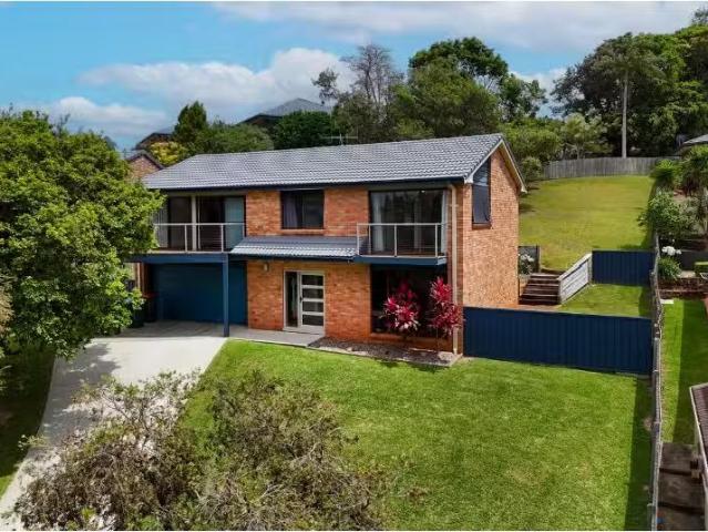 Just in! 4 BR 26 Ashdown Drive, Port Macquarie House for rent.