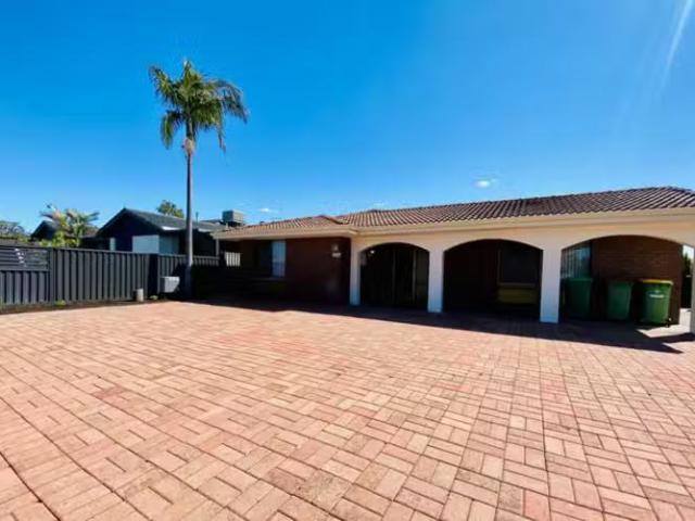 Rental! 4 BR 276A Drake Street, Morley, WA 6062