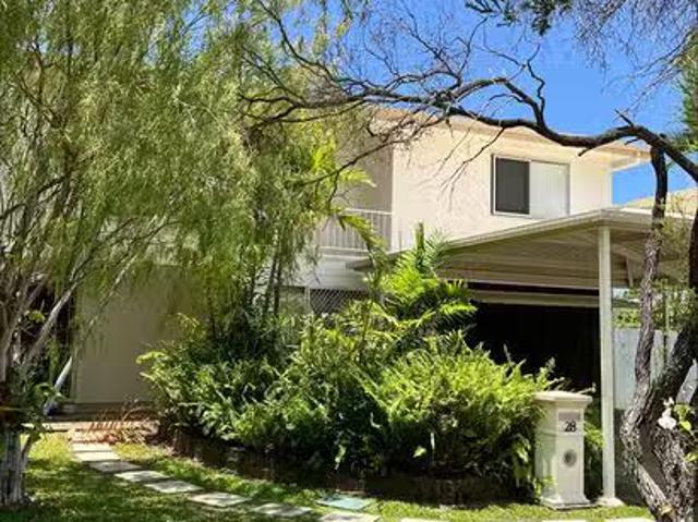 Cheap 4 BR 28 Casuarina Drive, Annandale, QLD 4814