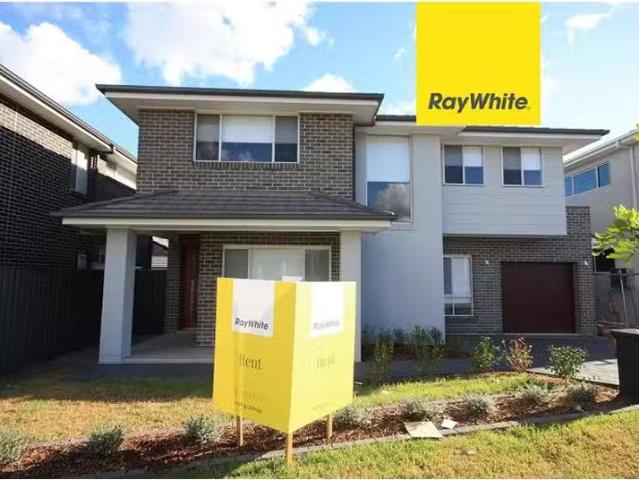 Unique 4 BR 29B Richards Loop, ORAN PARK House for rent Liste.