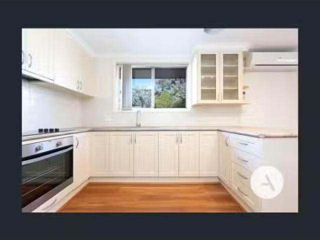 Cheap 4 BR 2 Lovegrove PI, KAMBAH House for rent Listed by Lu.