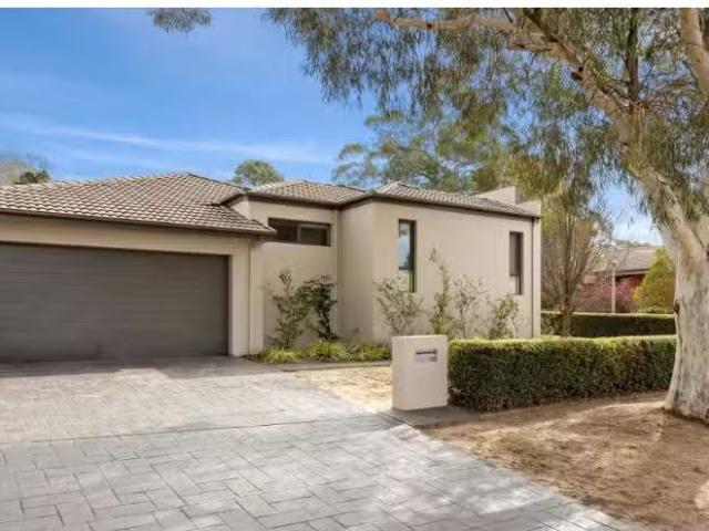 Deal! 4 BR 2a Thomson Street, Chifley House for rent Listed b.