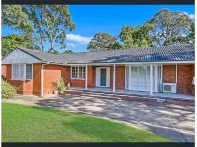 Just in! 4 BR 304 Seven Hill Road, Kings Langley House for ren.