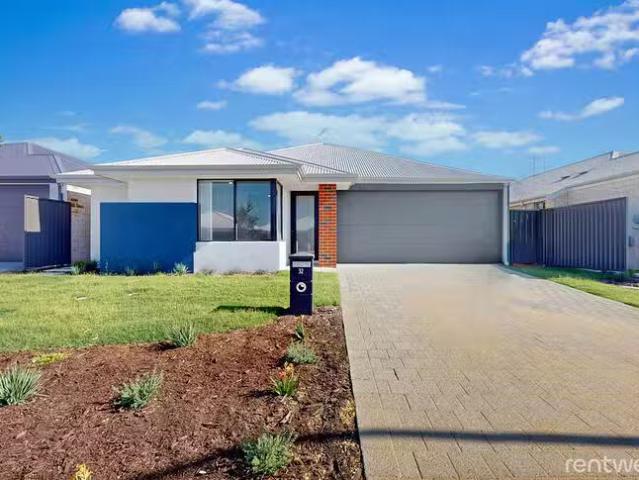 Rental! 4 BR 32 Hasties Road, Yanchep, WA 6035