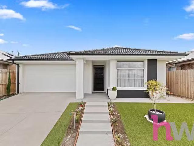 For Rent! 4 BR 36 Minnauns Road, Lovely Banks, VIC 3213
