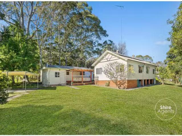 Deal! 4 BR 3 Forum Drive, Heathcote House for rent Listed by.