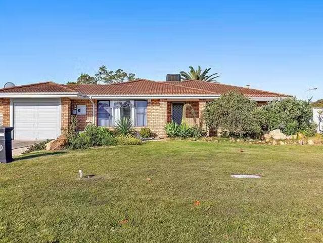 Cheap 4 BR 3 Stonecreek Close, Thornlie, WA 6108