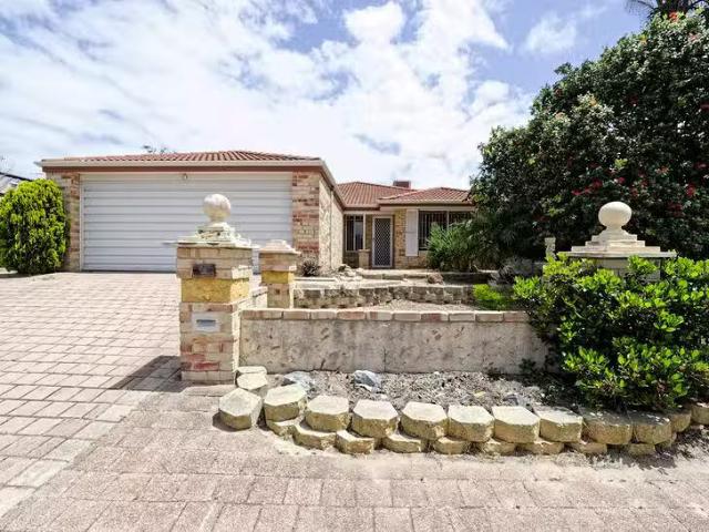 Just in! 4 BR 3 Thames Way, Warnbro, WA 6169