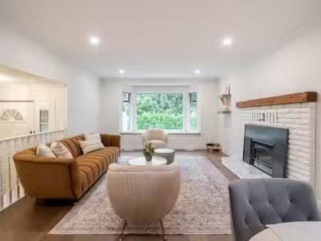 Rental! 4 BR Upper 2640 Mclaughlin Court, Coquitlam, BC, V3B 6.