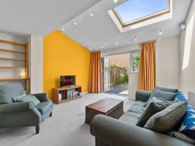 New 4 BR Weavers Field