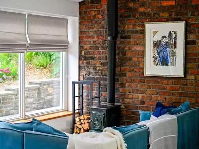 Rental! 4 BR Heol Isaf
