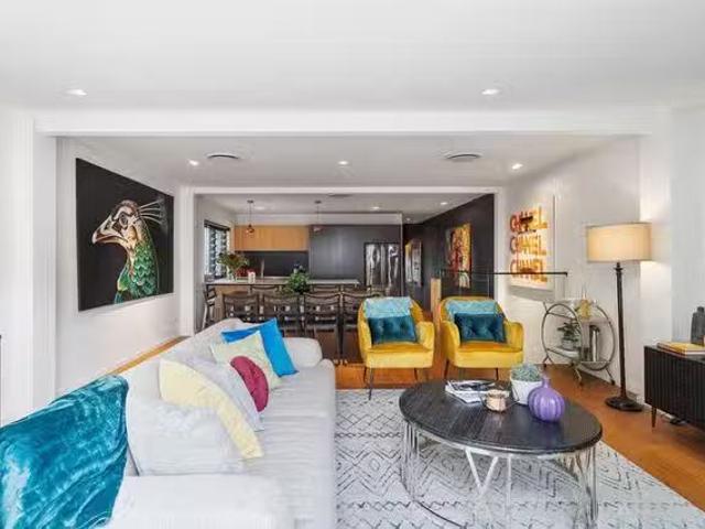 Charming 4 BR Phillip Street