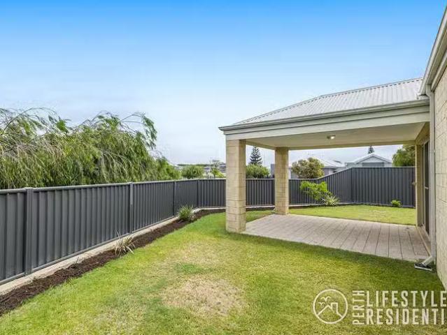 Unique 4 Cosmia Grove, Jindalee, WA 6036