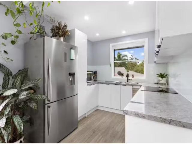 Just in! 4 Kotara Crescent, Unanderra House for rent Listed b.