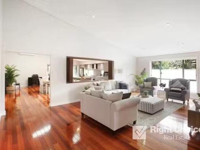 Just in! 4 Molineaux Avenue, Shell Cove, NSW 2529