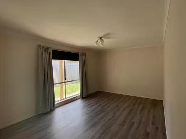 Rental! 4 Sturtvale Court, West Albury, NSW 2640