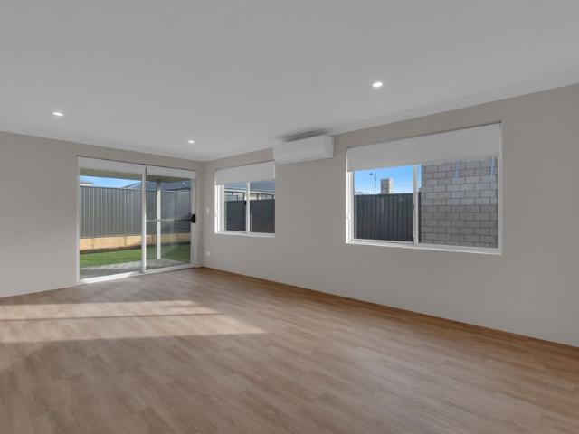 New 4x2 Family Home in Baldivis