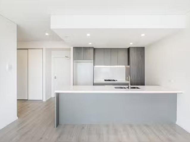 Deal! 501/5 Village Place, KIRRAWEE Apartment for rent Listed.