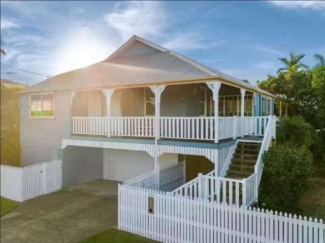 Nice 50 Fifth Avenue, Sandgate QLD 4017
