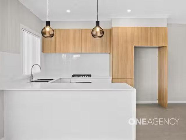 Rental! 50B Honeycomb Street, Horsley, NSW 2530