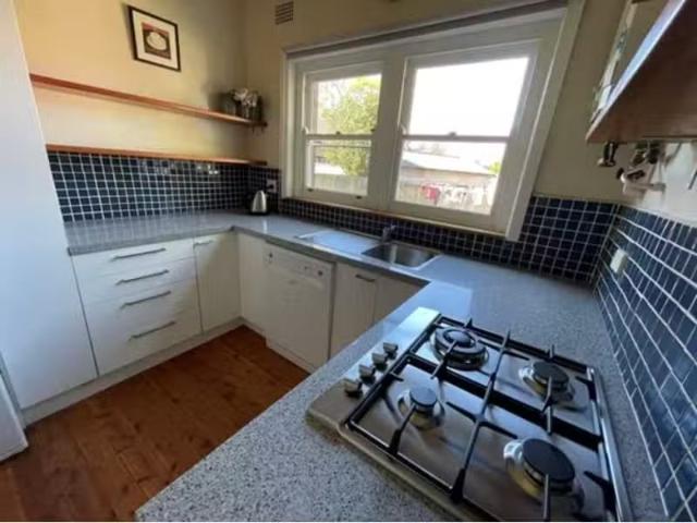 Deal! 5/155 Penshurst St, NORTH WILLOUGHBY Apartment for rent.