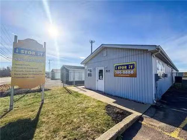 Just in! 517 Pine Glen Rd, Riverview, NB, E1B 4X4 commercial.