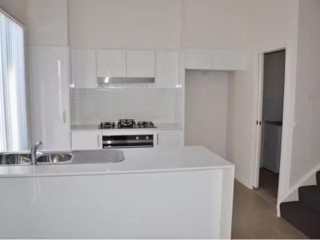 Charming 5/18 Richley Avenue, Kahibah Townhouse for rent List.