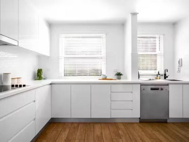 For Rent! 5/13 Botany Street, Bondi Junction NSW 2022