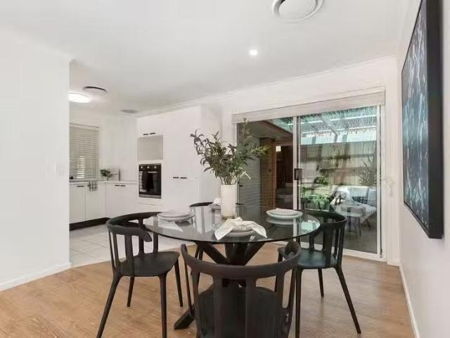 Rental! 51 Highfield Drive, Merrimac, QLD 4226