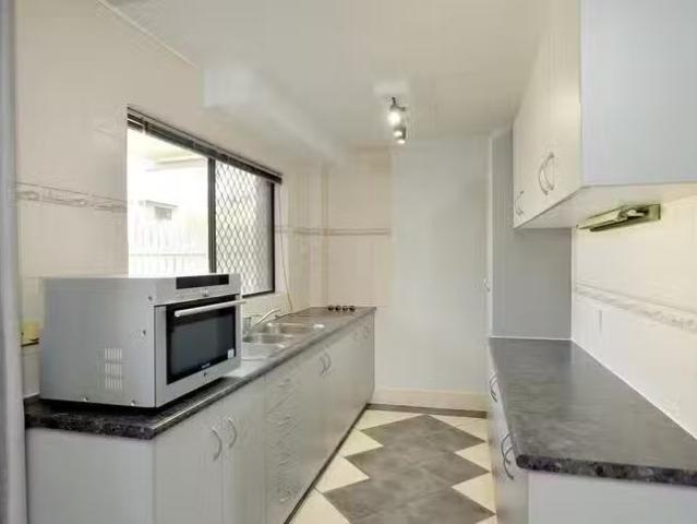 Cheap 5/251 Auckland Street, South Gladstone, QLD 4680