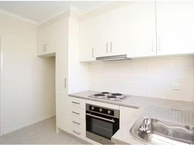 Cheap 5/22 Edmends Street, Brunswick Apartment for rent Liste.