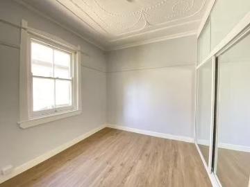 Deal! 523A Anzac Parade, Kingsford, NSW 2032