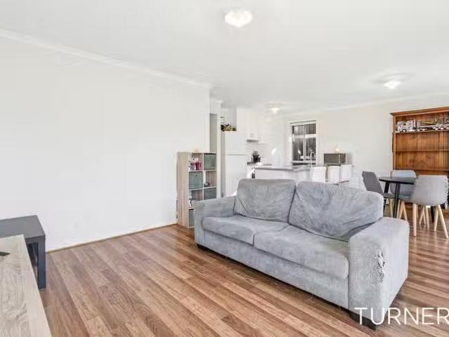 Charming 52 Booth Avenue, Morphett Vale, SA 5162