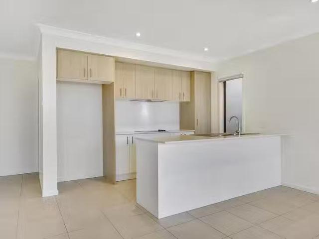 Charming 52 Solar Circuit, Spring Mountain, QLD 4300