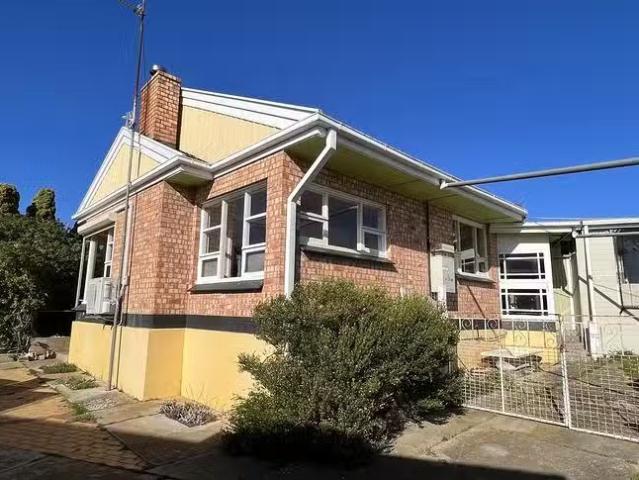 Cheap 52 Wavell Road, Port Lincoln, SA 5606