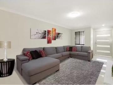 For Rent! 52B Greenbank Drive, WERRINGTON DOWNS House for rent.