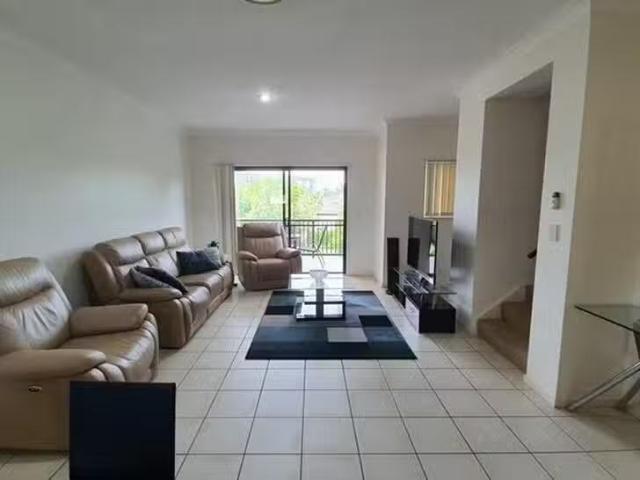 Nice 5/34 North Shore Avenue, Varsity Lakes, QLD 4227