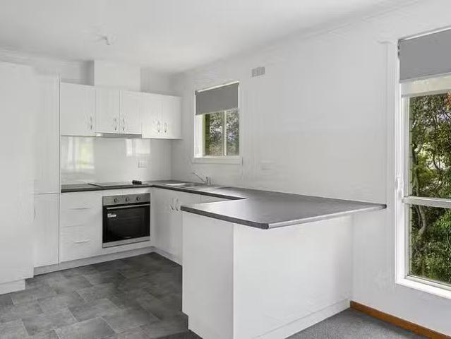 Nice 5/314 Mount Street, Upper Burnie, TAS 7320