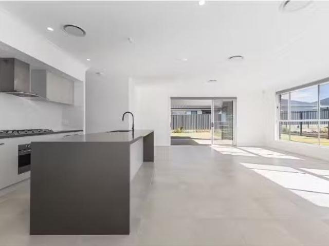 Nice 53 Abbotsford Street, Bellbird House for rent Listed by.