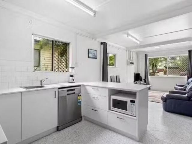 Deal! 5/45 Darnley Street, Rocklea, QLD 4106