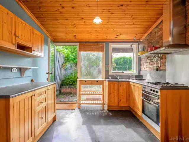 Cheap 54 Rose Street, Brunswick VIC 3056