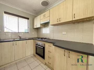 Cozy 5/561 Canning Highway, Alfred Cove, WA 6154