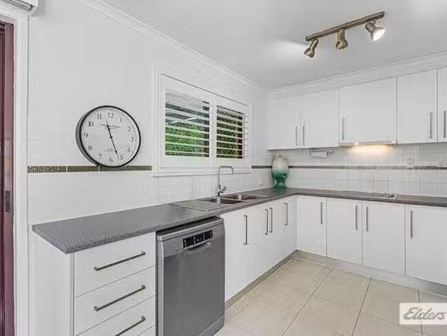 Charming 55 Kiewa Drive, Loganholme, QLD 4129